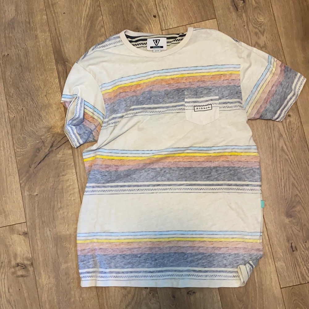 size M  visalia T shirt